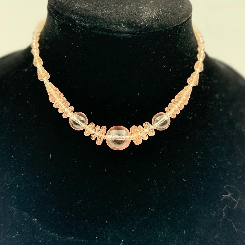 Vintage Peach Pink Glass Beaded Graduated Choker Necklace Silver Tone Clasp 15in